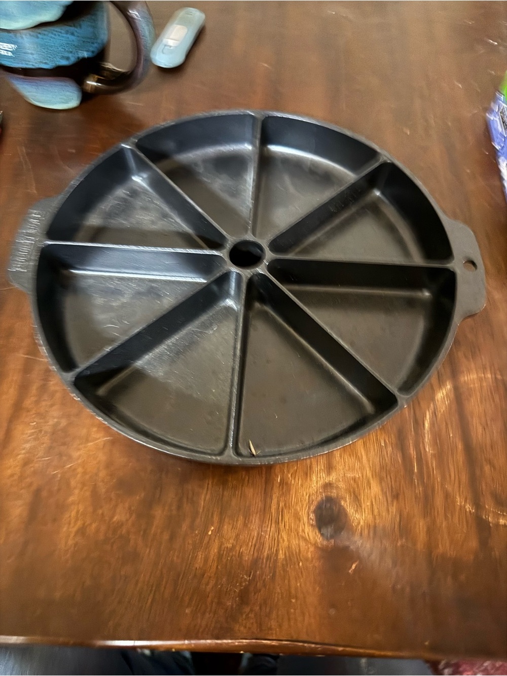 Nordic Ware Black 8-Slice Divided Baking Pan